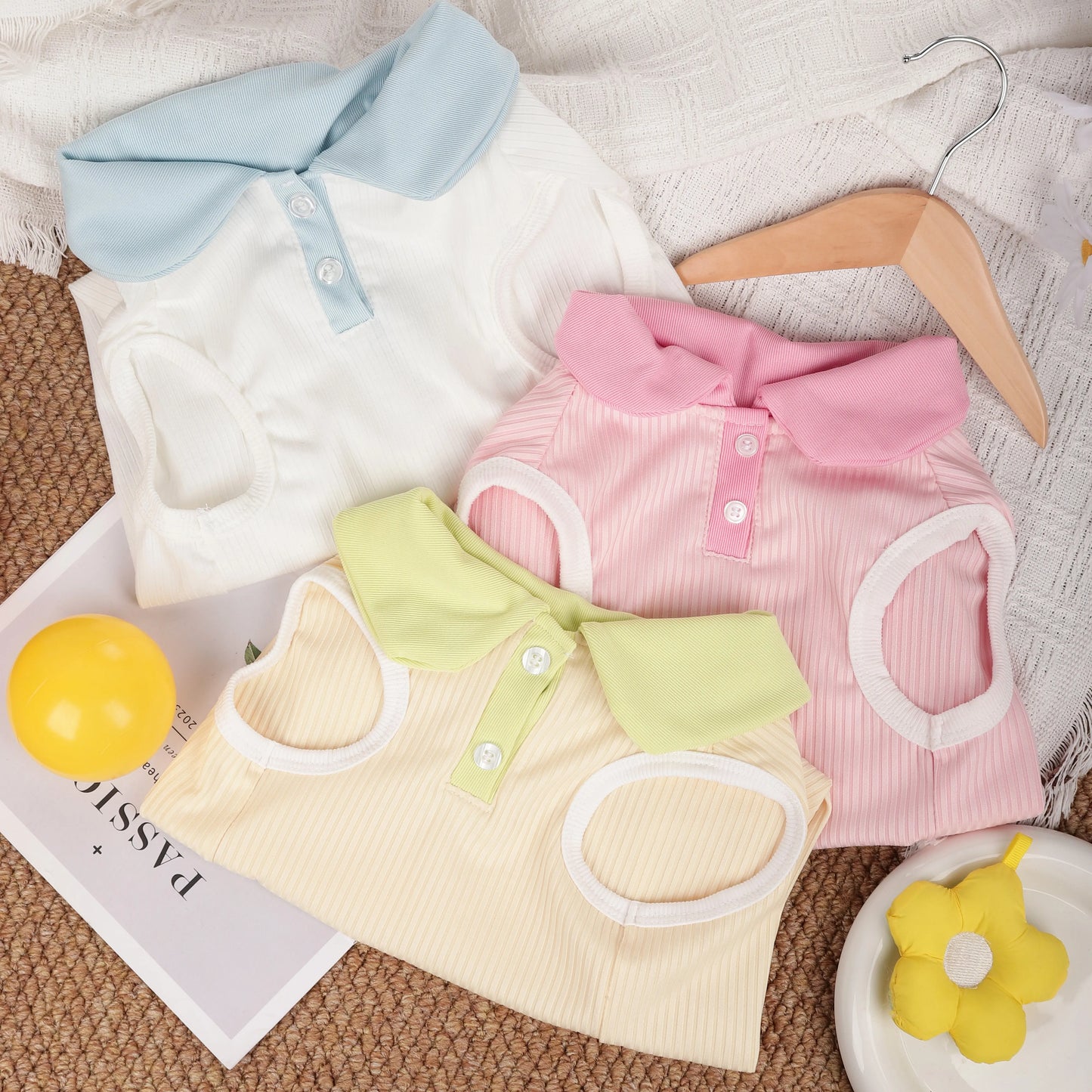 Sleeveless Pet Top with Contrast Collar