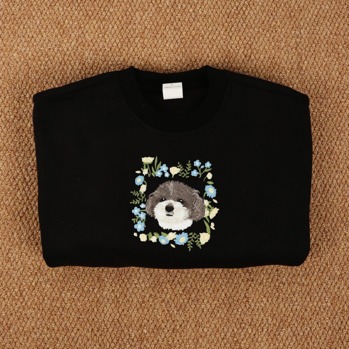 Custom Glow-in-the-Dark Embroidered Pet Portrait Daisy Sweatshirt