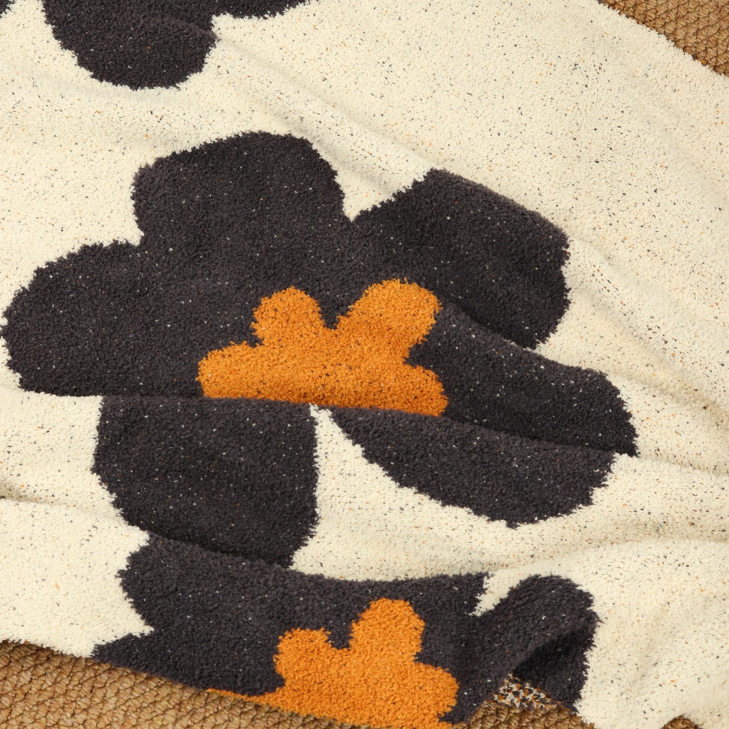 Little Summer Blanket – Handmade Sherpa Throw for Cats & Dogs